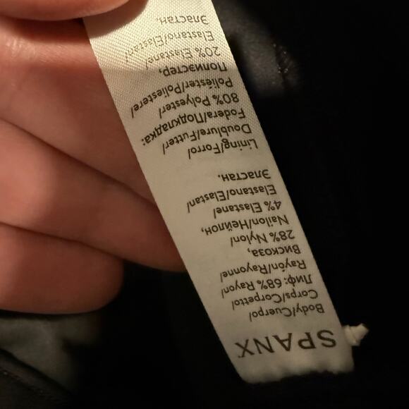 SPANX Women's Kick Flare Ponte Pants with Compression Black Crop Small - Picture 7 of 8